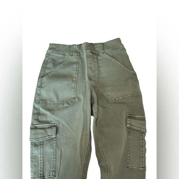 SPANX | Ankle Cargo Pant in Soft Sage
in Medium Sz - Picture 4 of 8